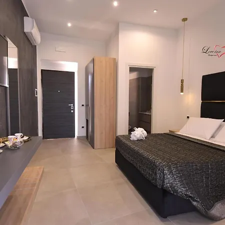 לינה וארוחת בוקר Love Inn 4*