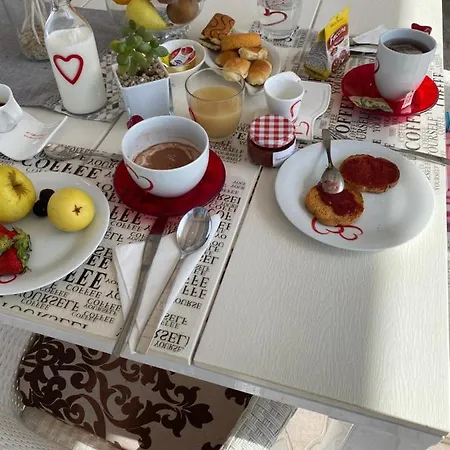 Bed & Breakfast Love Inn *