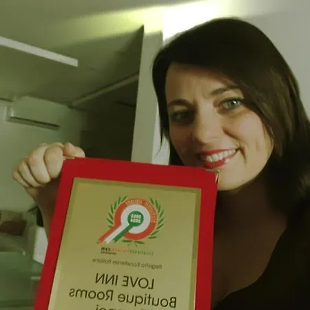 Love Inn פומפיי