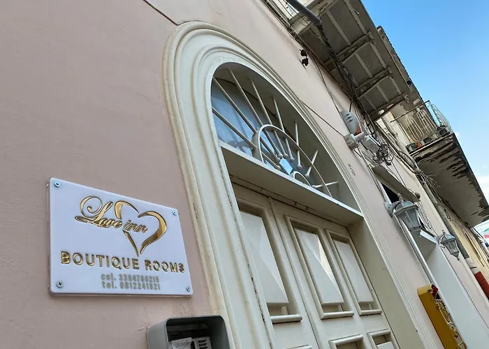 Love Inn Помпеї